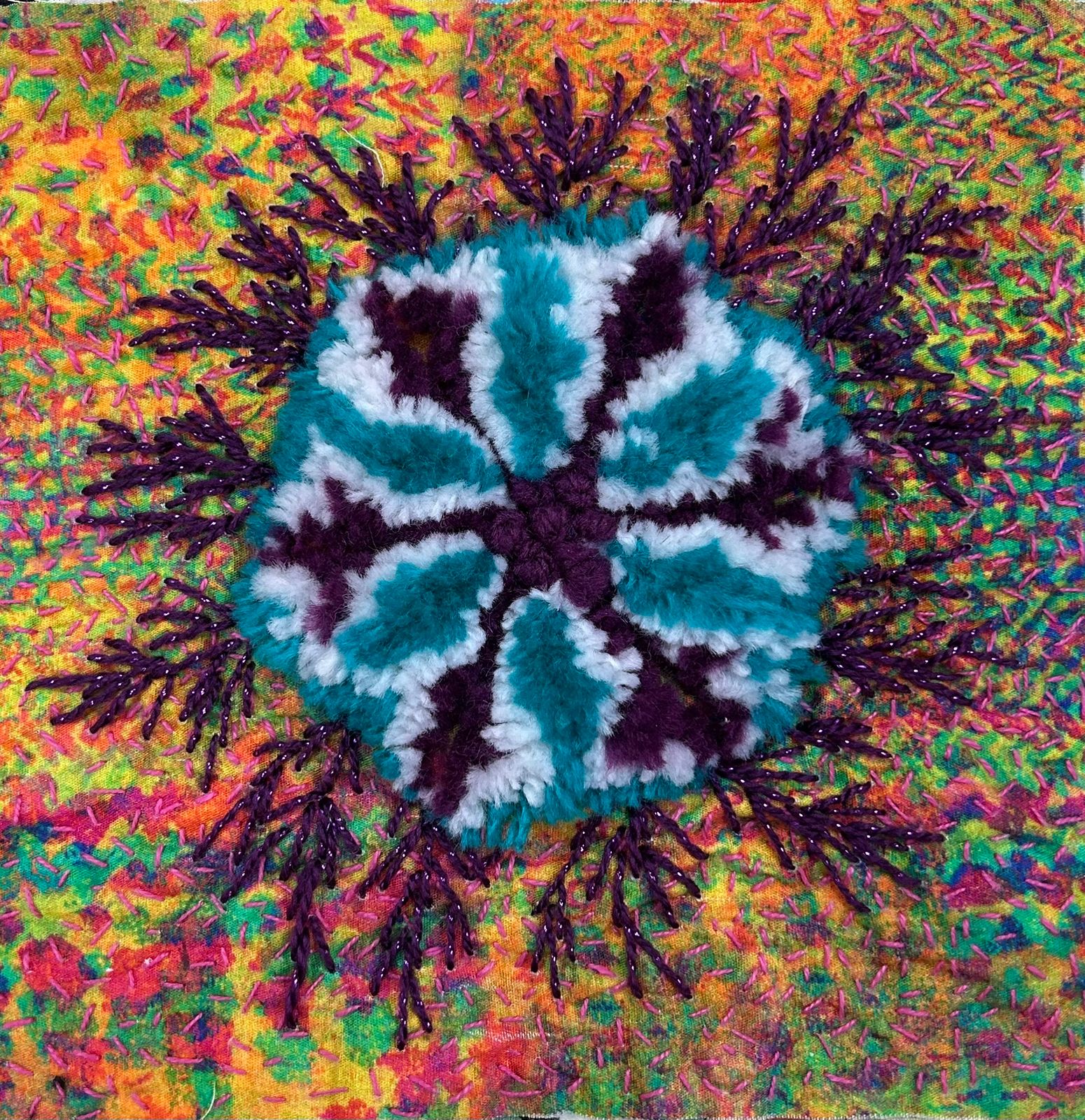 01/05 – Flor de Maio com Efeito Tridimensional (Afonso Franco) - Imagem 2