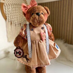 URSINHA COSTUREIRA (VIVI SANTOS)