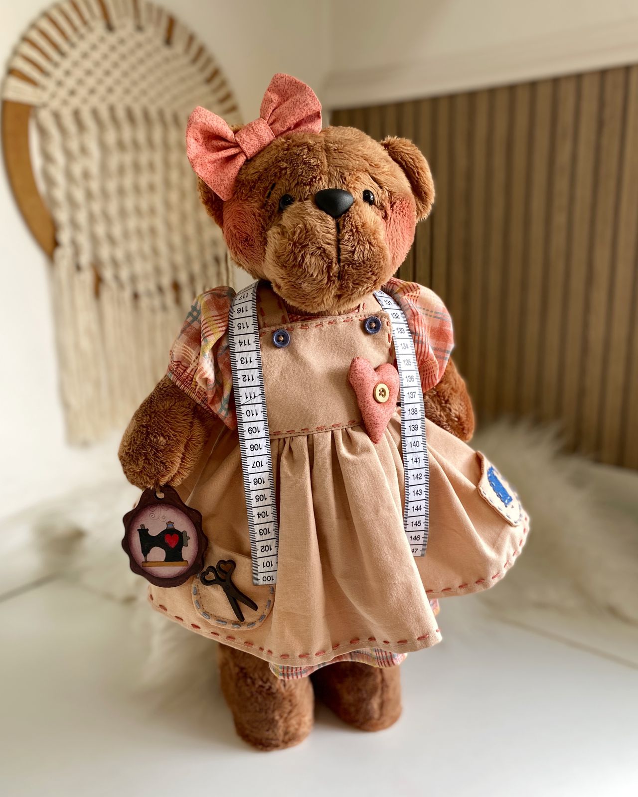 URSINHA COSTUREIRA (VIVI SANTOS)